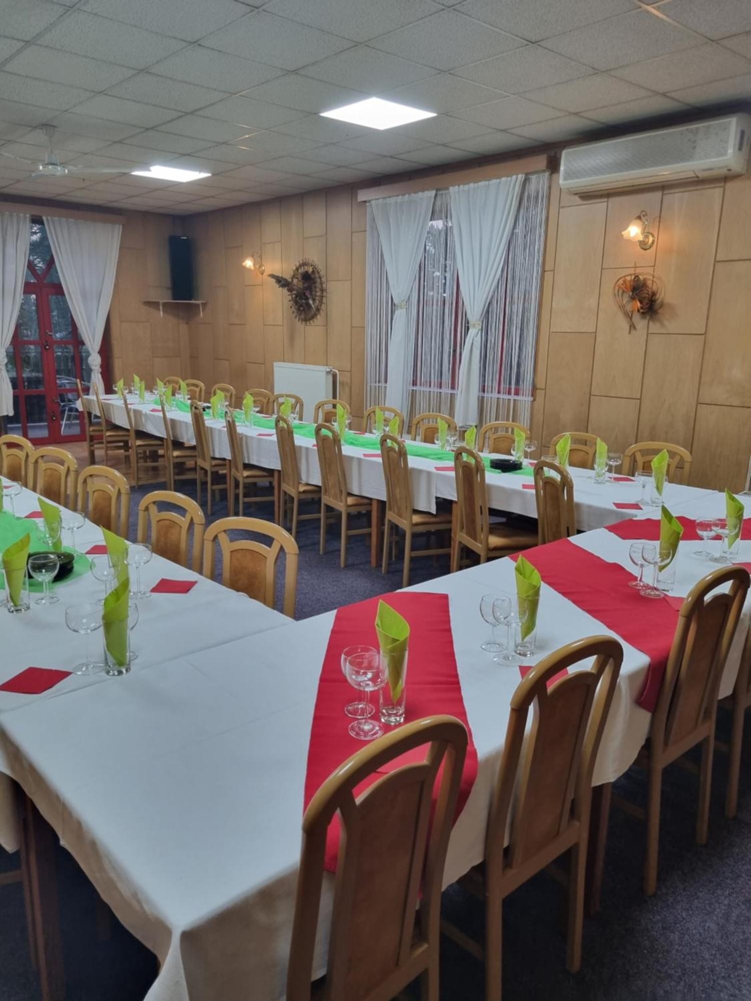 Studanka Hotel Orlova Luaran gambar