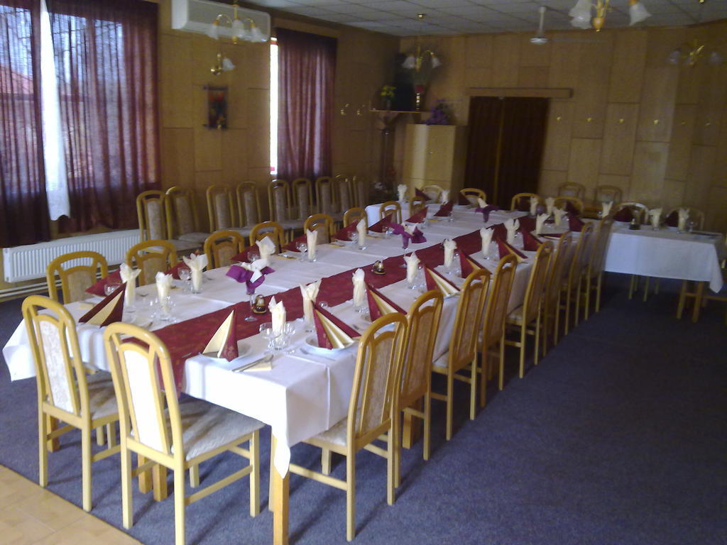 Studanka Hotel Orlova Luaran gambar