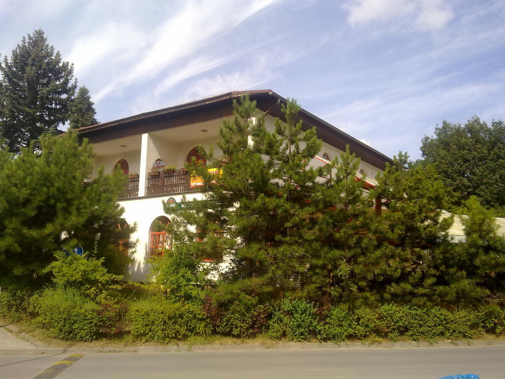 Studanka Hotel Orlova Luaran gambar